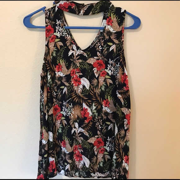 Tops - The Nines Boutique Tank Top Choker Collar